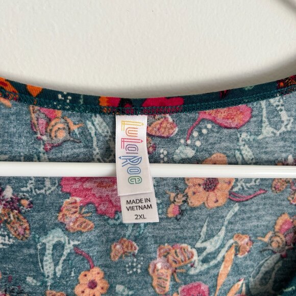 Top - Picture 3 of 3